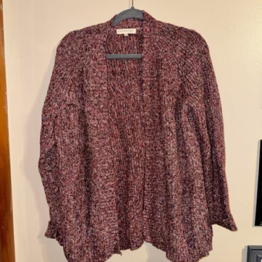 Retrology Women’s maroon and Multi-color Mix Cardigan. Size XL. Like New!